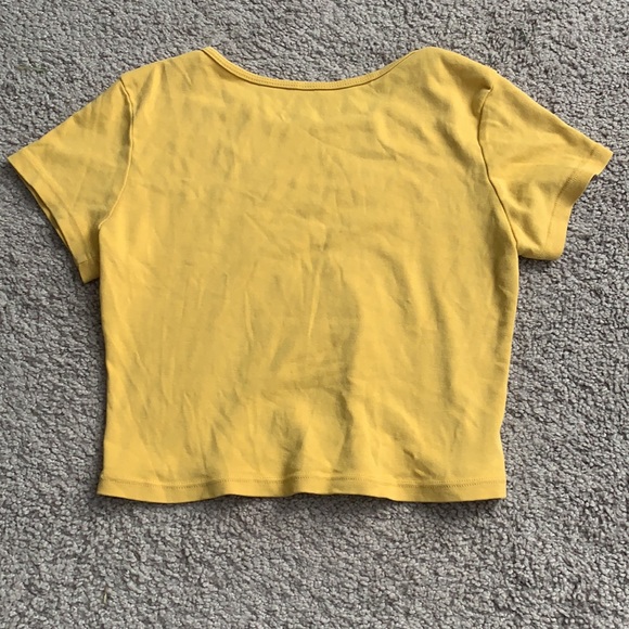 Yellow cropped tee - Picture 2 of 3